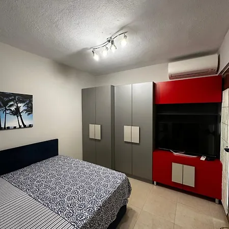 Neli Villa